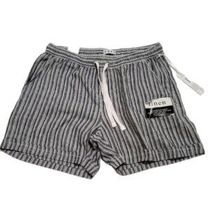 Women's Dash Shorts Size xsmall new